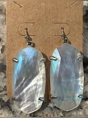 RETIRED Kendra Scott Esme Earrings - Silver Iridescent Mother of Pearl